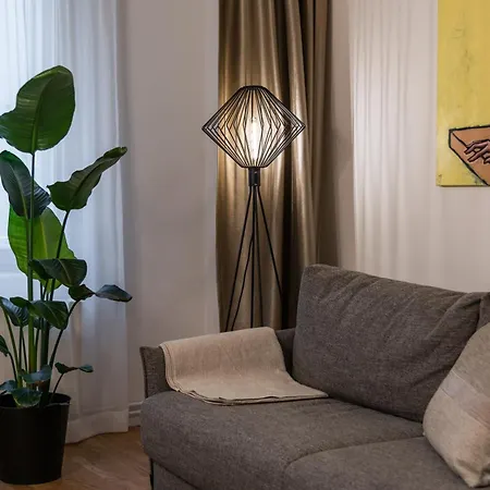 Luxury Design In Center Διαμέρισμα *