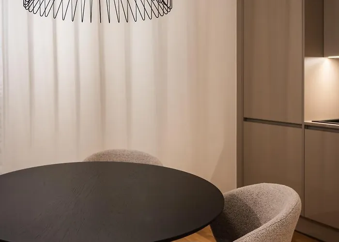 Luxury Design In Center شقة