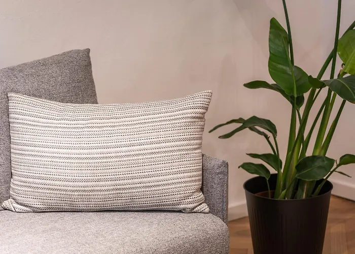 Luxury Design In Center شقة *